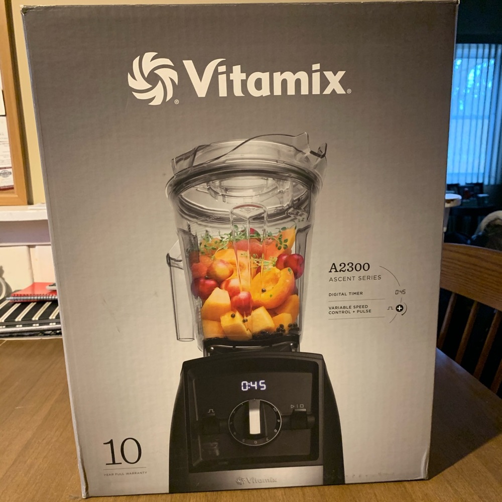 Brand new still in box. Paid 400$